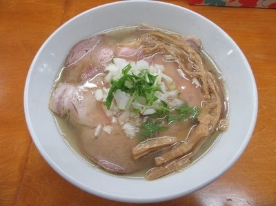 「らーめんニボシ風味（７５０円）＋チャーシュー２５０円」@らーめん逆流の写真