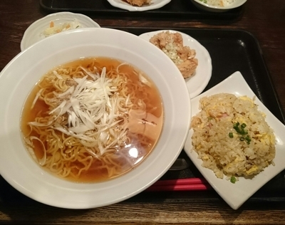 「ラーメンランチ @951円(細切りチャーシュー湯麺醤油)」@暖龍 平岸店の写真