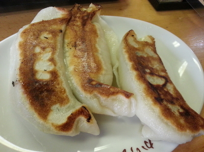 「ジャンボ餃子」@ひかり食堂の写真