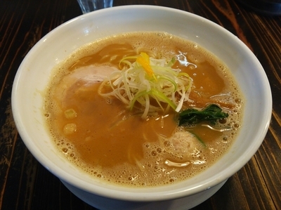 「濃厚旨コク鶏そば」@吉田商店の写真