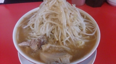 「らーめん ￥730」@鷹の目 獨協大学前本店の写真