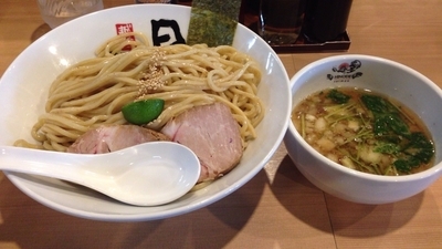 「濃厚つけ麺  特盛」@日の出製麺の写真