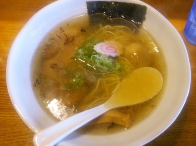 「白中華そば（大盛り、硬め）＋煮玉子」@上州地鶏ラーメン 翔鶴の写真
