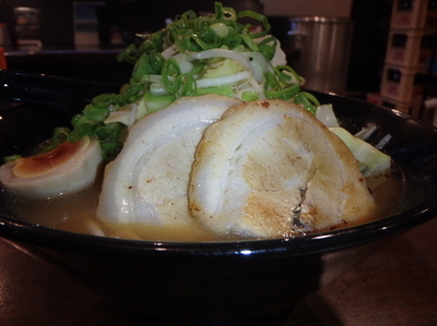 「はやぶさじろーらーめん(780円)」@麺や はやぶさの写真