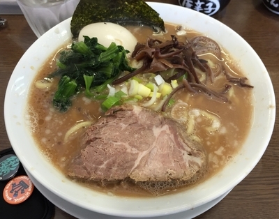 「ラーメン＋味玉＋チャーハン（￥700＋￥100＋￥400）」@うまいヨ ゆうちゃんラーメンの写真