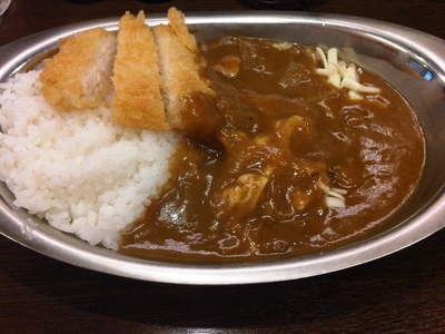 「角煮ポークカレー+チキンカツ+チーズ」@バルチックカレ〜 芝公園店の写真