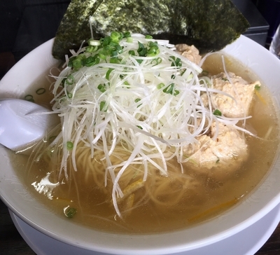 「塩らーめん（麺固・￥750）」@稲荷屋の写真