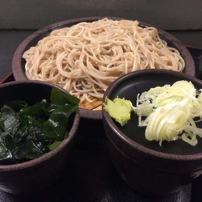 「もり（￥320）＋わかめ（クーポン）」@ゆで太郎 東邦医大通り店の写真