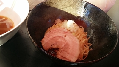 「中華そば500円+あぶらそば(カルピスバターver)400円」@煮干乱舞の写真