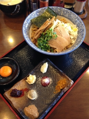 「【試作】まぜそば  半ライス」@麺処 いぐさの写真