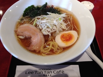 「旭川醤油ラーメン」@Lee Tan Tan Cafe 東大島店の写真