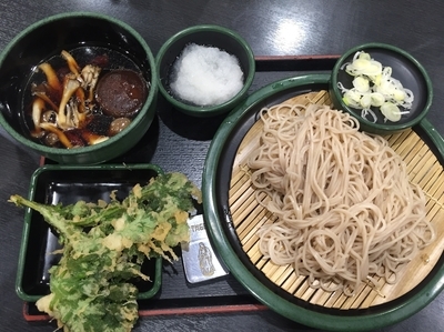 「きのこ汁せいろ＋春菊天」@ゆで太郎 鶴見中央店の写真