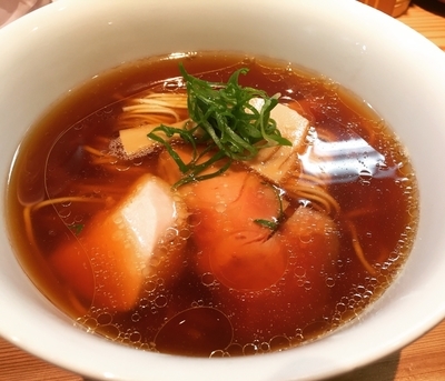 「醤油ラーメン 750円」@らぁめん鴇の写真