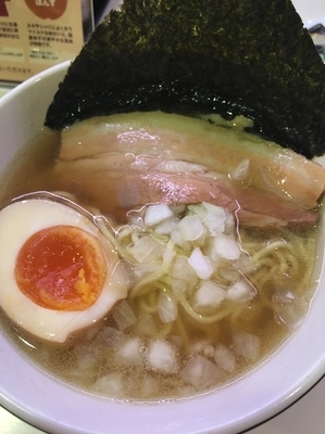 「コク旨煮干し醤油ラーメン」@はま寿司 ひたちなか田彦店の写真