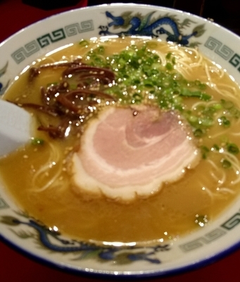 「博多とんこつ」@九州とんこつのうま馬の写真