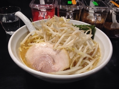 「味噌とんこつ 750円」@麺処 はるたんの写真