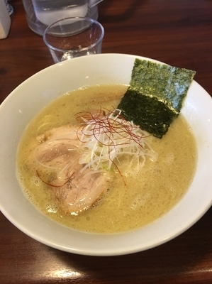 「塩とんこつらーめん」@麺屋 蓮花の写真