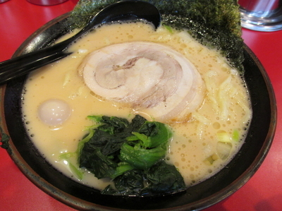 「醤油ラーメン 「680円」」@横浜家系ラーメン 五反田 大和家の写真