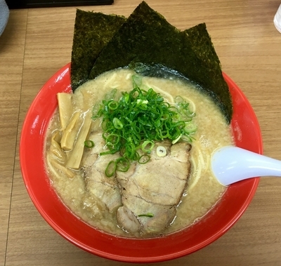 「超濃厚A級豚骨」@熱血らーめん in Yokohamaの写真