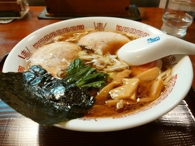 「ラーメン(並盛)600円」@鯉新の写真