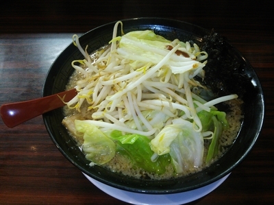 「やさいらあめん」@煮干しらあめん 燕黒の写真