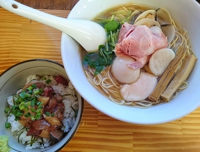 「【限定】煮干と魚貝のオールスターヌードル＋ブリ丼」@中華そば よしかわの写真
