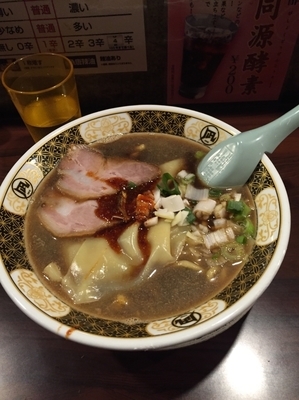 「すごい煮干しラーメン」@すごい煮干ラーメン凪 西新宿7丁目店の写真