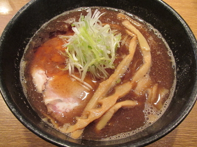 「魚介醤油ラーメン　「630円」」@中華そば 桃李の写真