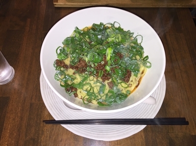 「汁無し坦々麺（控えめ）、大盛り」@東京麻婆食堂の写真