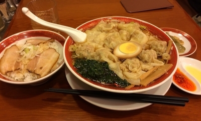 「広州雲呑麺（醤油）+ 煮豚飯」@広州市場 西新宿店の写真