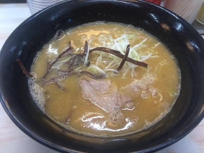 「みそとんこつラーメン」@博多ラーメン はかたや 堅粕店の写真