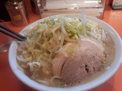 「ラーメン豚入り ニンニクアブラカラメネギ」@ちばからの写真