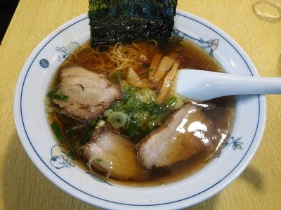 「おすすめ中華そば」@テンホウ 松本渚店の写真