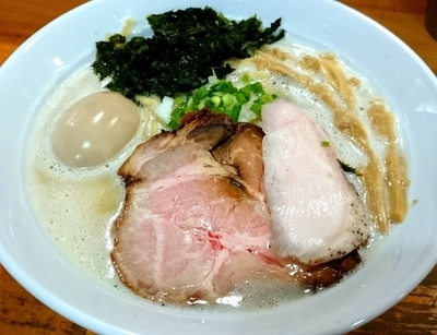 「濃厚鶏そば 760円＋味玉」@麺屋 むじゃきの写真