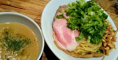 「鶏つけソバ 800円＋玉ネギ 100円」@NOODLE STOCK 鶴おかの写真
