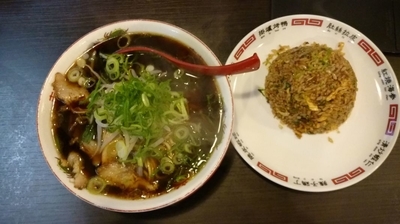「中華そば（並）＋焼飯（小）セット（￥950）」@新福菜館 秋葉原店の写真
