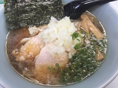 「牛骨ラーメン800円」@ラーメン 樂只の写真