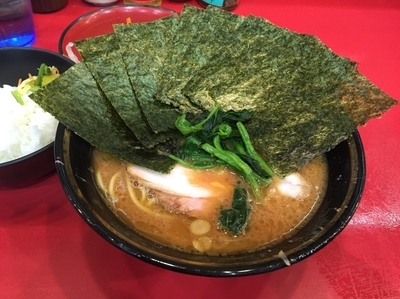 「ラーメン+のり+野菜畑+ライス」@家系総本山 ラーメン吉村家の写真