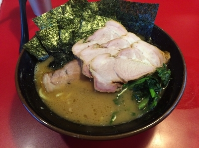 「ラーメン+燻製チャーシュー+海苔／￥490+250+100」@家系ラーメン 王道の写真