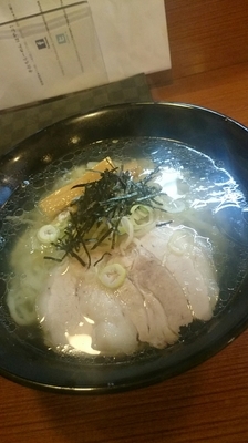「塩らーめん  ６３０円 (プレオープン５００円)」@手打ちらーめん はやぶさの写真