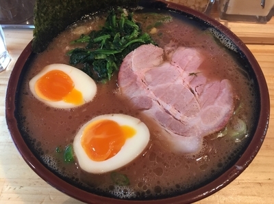 「たまごラーメン（830円）」@秋葉原ラーメン わいずの写真