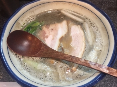 「【限定20食】恋煮干し麺魚三（800円）」@烈志笑魚油 麺香房 三くの写真