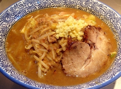 「【１２月３日～期間限定】本格！炙り味噌らぁ麺　７８０円」@豚骨一燈の写真