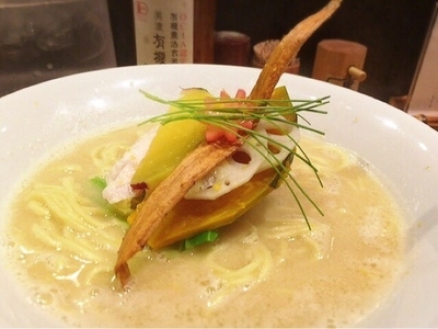 「鶏白湯SOBA(950円)」@銀座 篝の写真