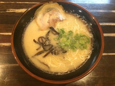 「博多らーめん」@博多らーめん 万々の写真