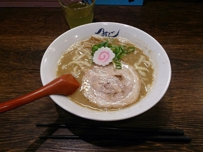 「熟成ラーメン」@麺や紡の写真