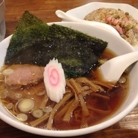 半チャーハン＋醤油ラーメン(800円)