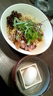 「『油そば+生玉子(￥700+50)』」@INOSHOWの写真