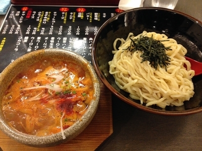 「旨辛肉つけめん（中辛・平打ち麺）」@旨辛つけめん 多伊夢の写真