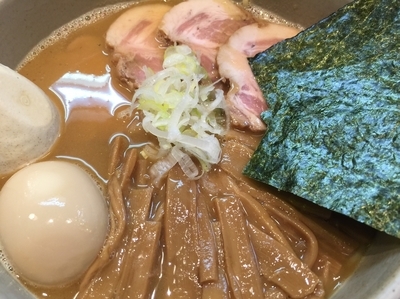 「らーめん(大)＋全部」@麺屋吉左右の写真